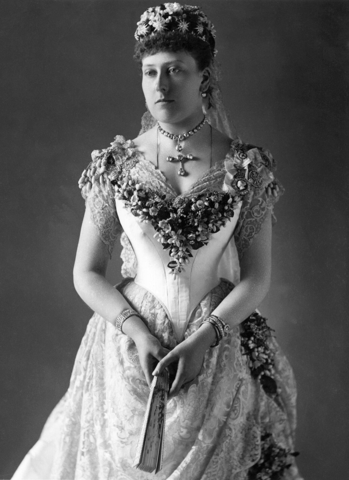 Princess Beatrice's Wedding Dress Was Her Grandmother's Gift