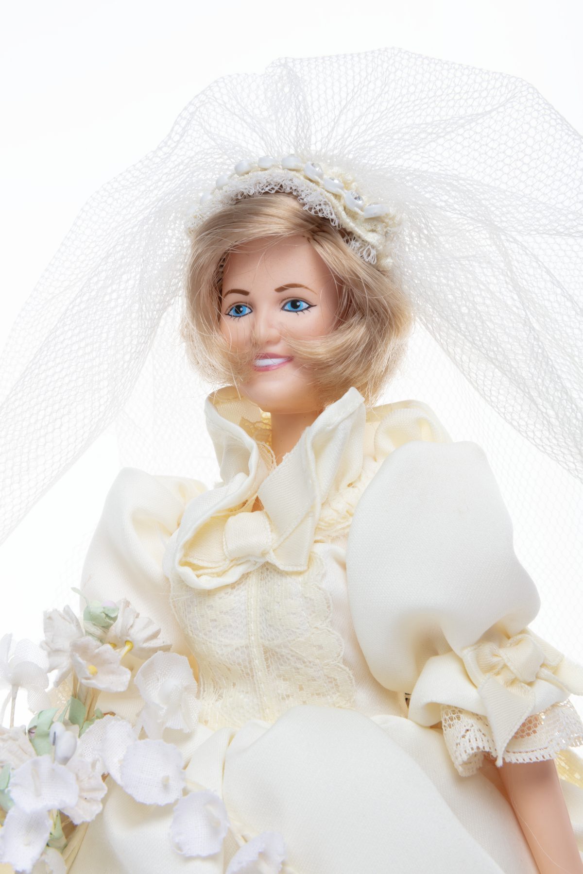 The Gown Princess Diana Wore to Outshine a Dynasty